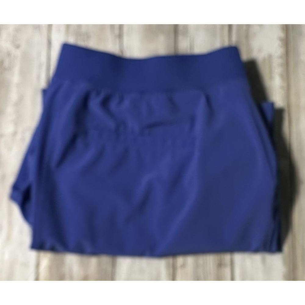 Chicos Zenergy Cargo Crop Pants Womens Size 1(U.S. 8) Medium Blue